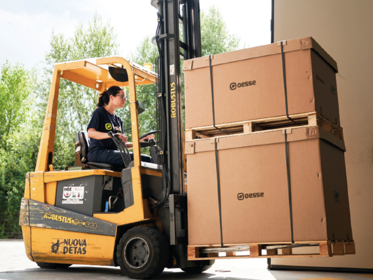 Oesse has donated 20% of the income of packaging